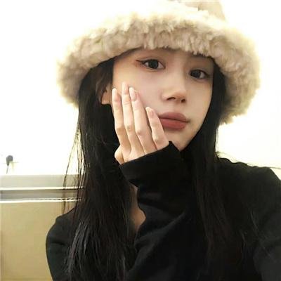 独自夜归的女孩